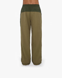 TRACK PANTS V3 OLIVE TAN