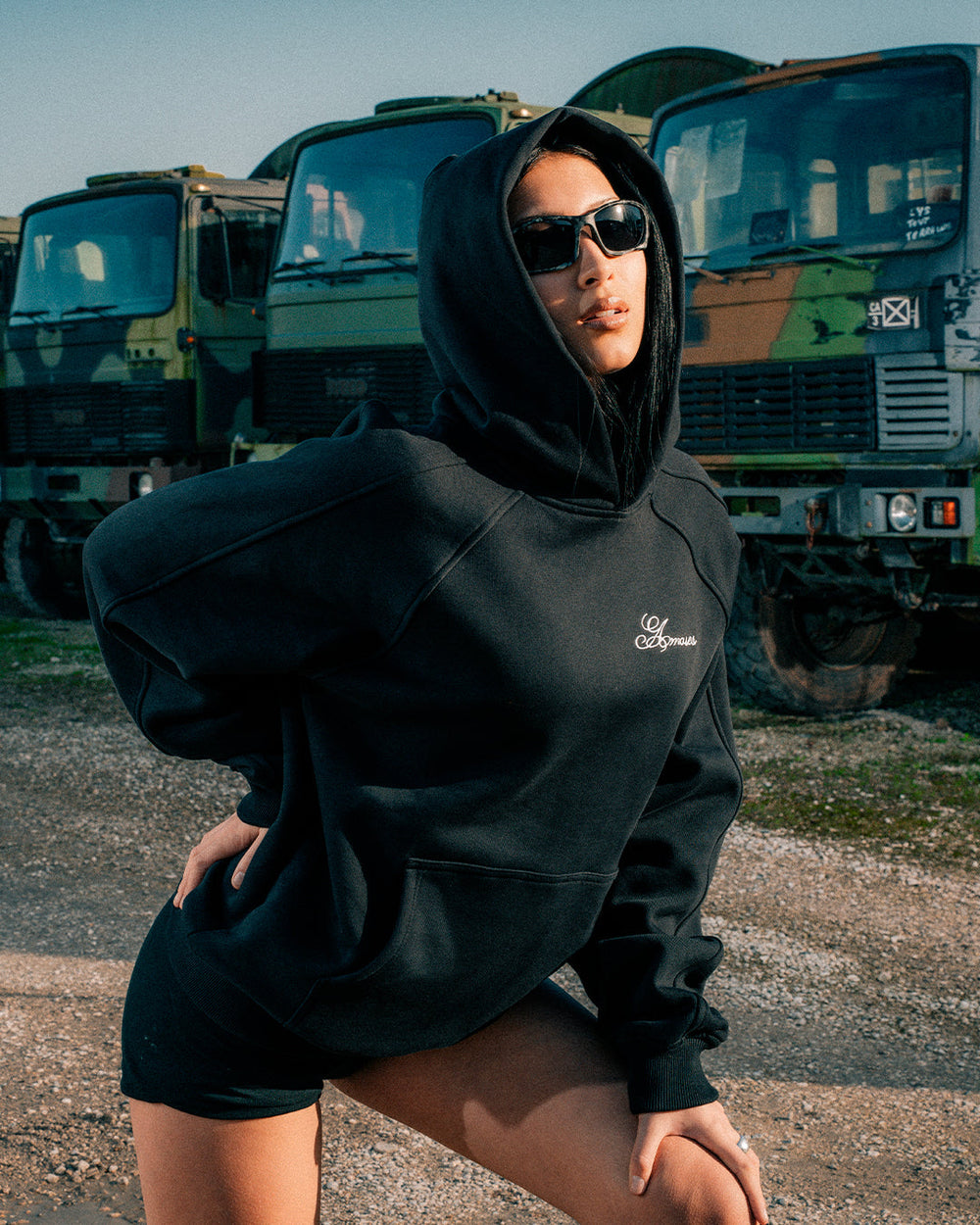 SIGNATURE HOODIE