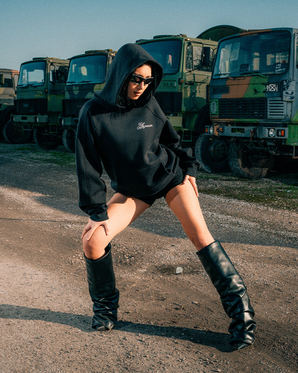 SIGNATURE HOODIE